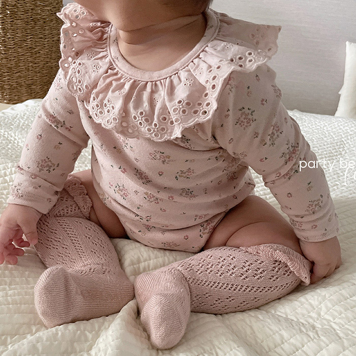 bevyc,嬰幼兒,嬰幼兒服飾,韓國嬰幼兒服飾,嬰幼兒包屁衣,小碎花,荷葉領